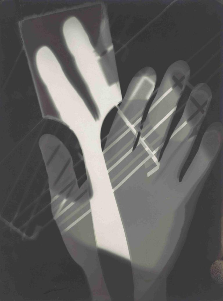 Fotogramm,László Moholy-Nagy,Illustration,Illustration, solo, holding, shadow, glass